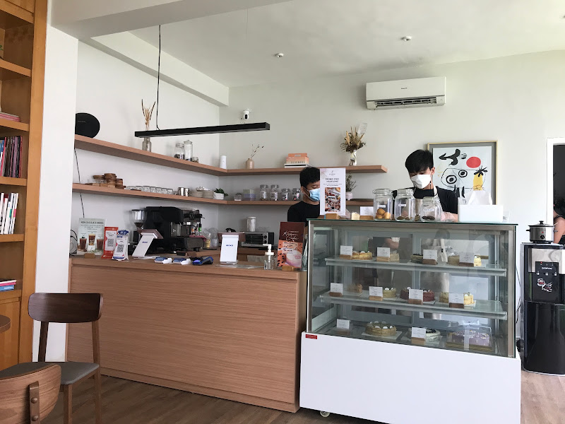 Bloomery Patisserie Cafe Unik di Kota Lama Semarang