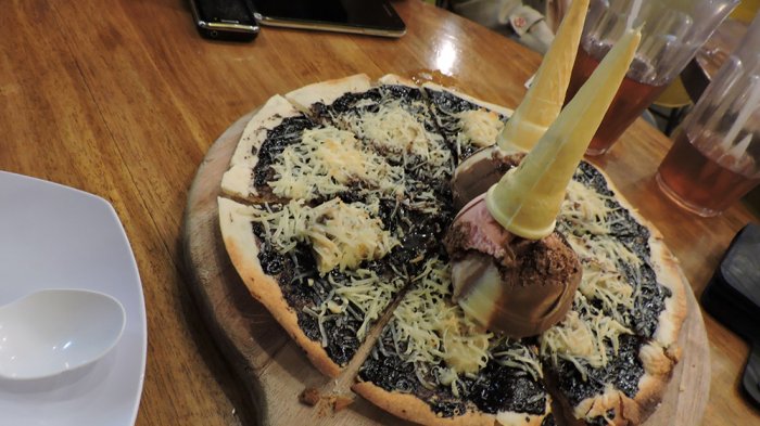 Cicip Yuk Ibarbo Pizza Salatiga, Pizza dengan Topping Sesuai Pilihan