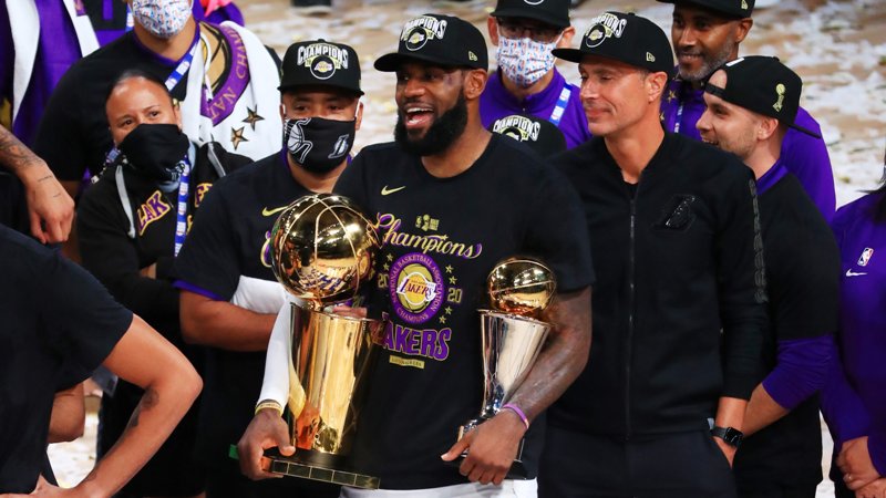 Giannis Antetokounmpo Diejek Warganet Setelah Lakers Juara NBA