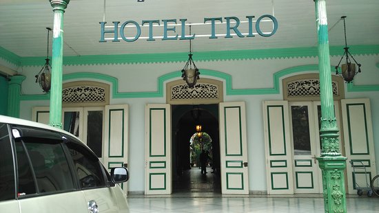 Hotel Trio Solo