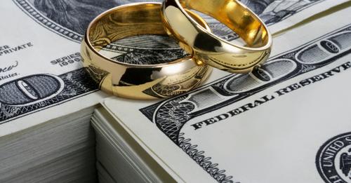 Jangan Coba - Coba Tidak Mendatangi Undangan Pernikahan Kalau Kamu Tidak mau Dikirimin Invoice