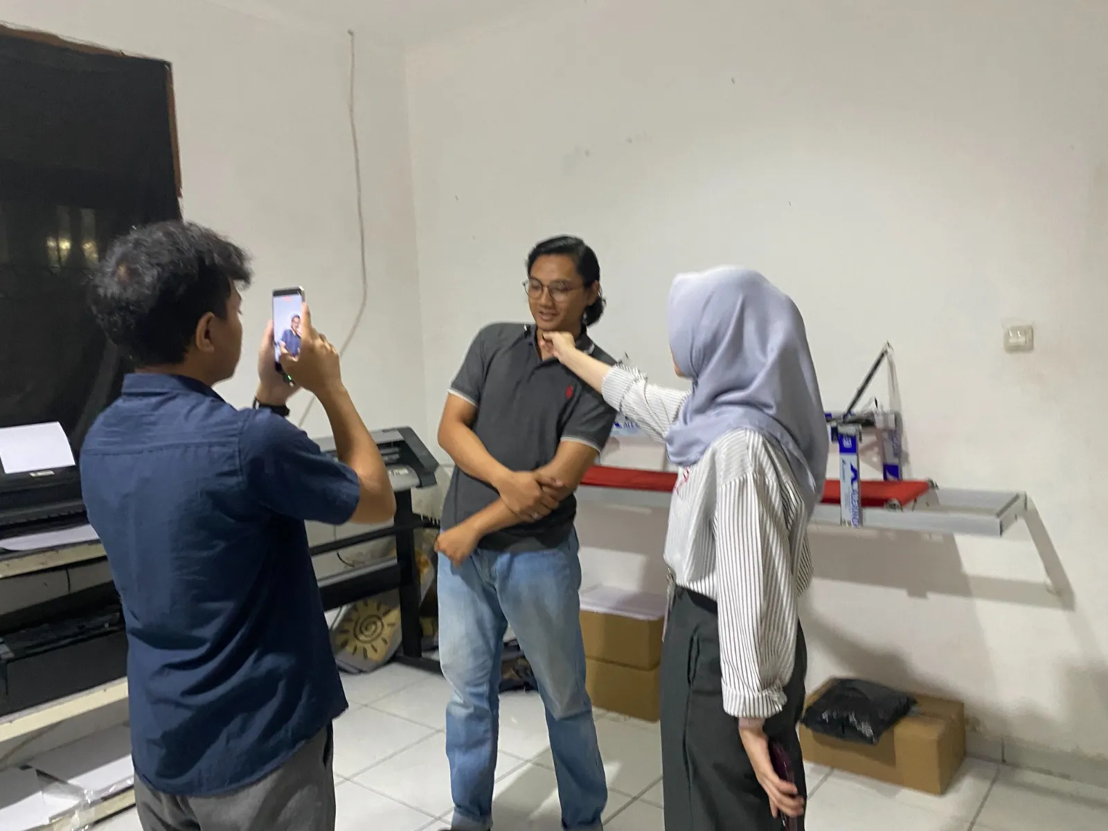 Mahasiswa Magang Bisnis Digital UPGRIS Pelajari Proses Bisnis di ID Card Bandung