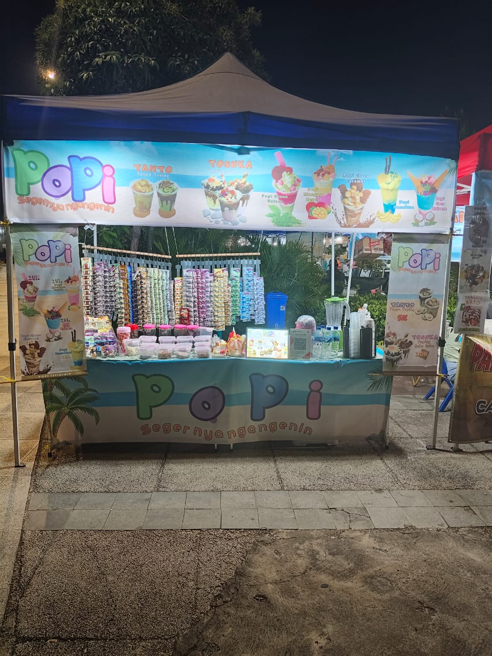 POPI: Sensasi Pop Ice Blender Viral di Kuliner Alun-Alun Masjid Agung Semarang