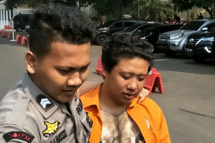 Pablo Benua : Sudah Jatuh, Tertimpa Tangga