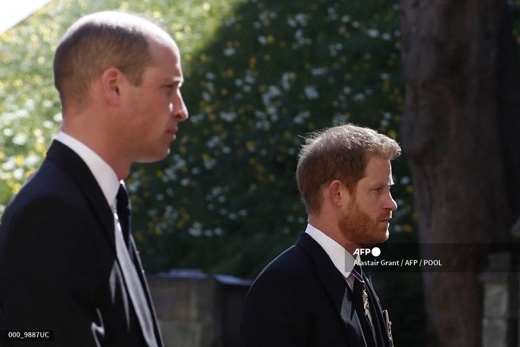 Pangeran William dan Harry Semakin Tegang Setelah Pemakaman Sang Kakek