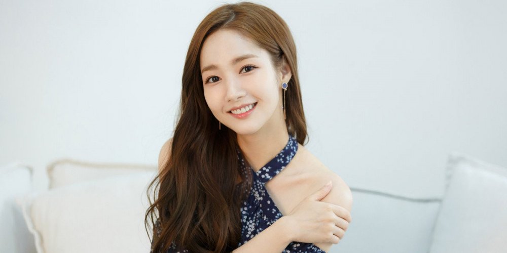 Park Min Young Telah Menandatangani Kontrak Dengan Hook Entertainment