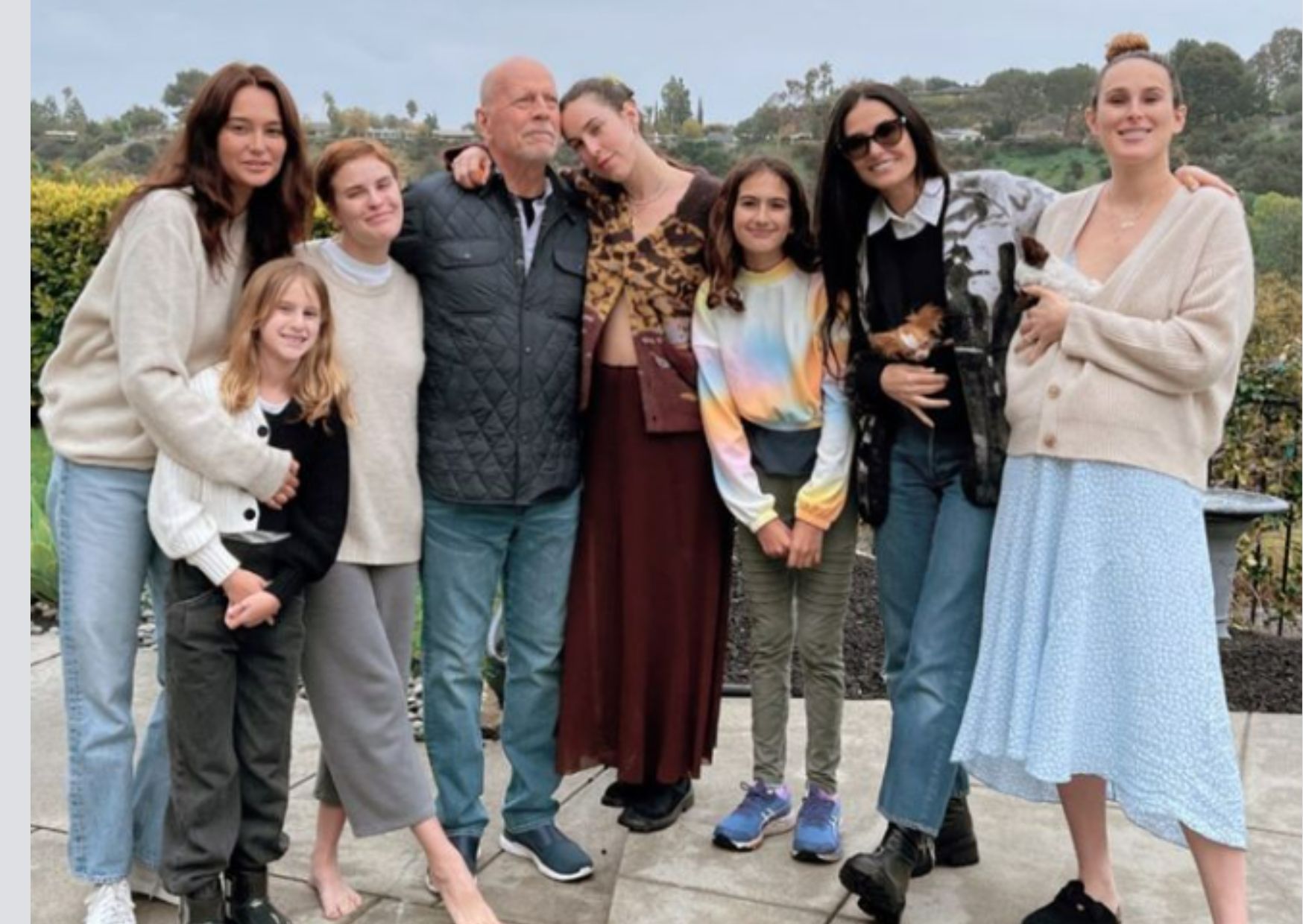 Perayaan Ulang Tahun Bruce Willis Setelah Diagnosis Afasia