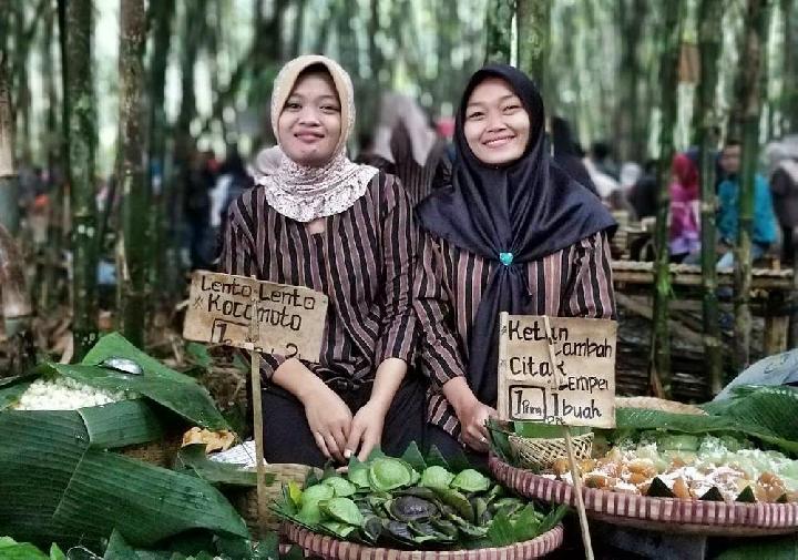 Pesona pasar papringan temanggung kuliner Unik di bawah rumpun Bambu