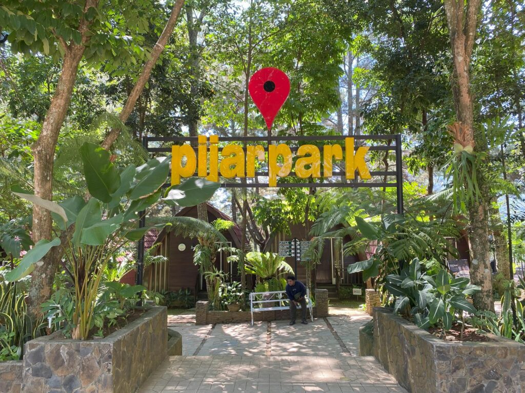Pijar Park Kudus: Wisata Viral dengan Vibes Ala Puncak!