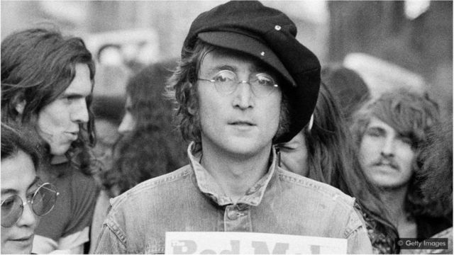 Posting Kata - Kata Dalam bahasa Indonesia, Akun Instagram John Lennon Diserbu Netizen Indonesia