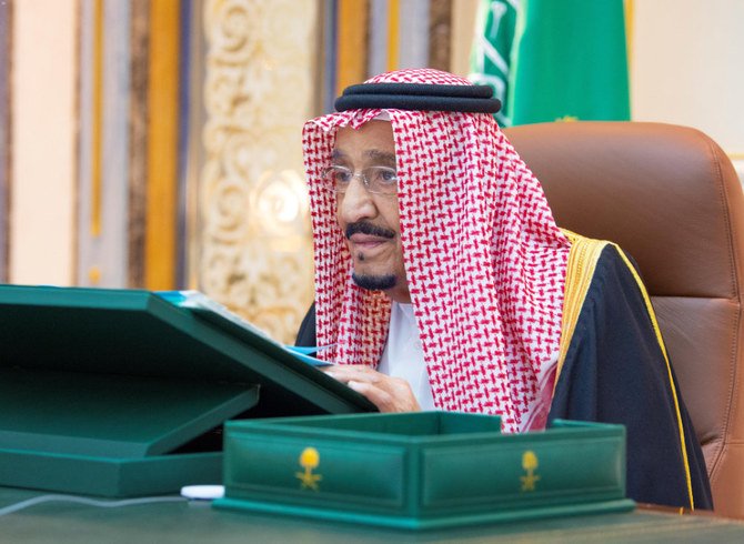 SADIS, Raja Saudi Memecat 2 Pejabat Karena Korupsi