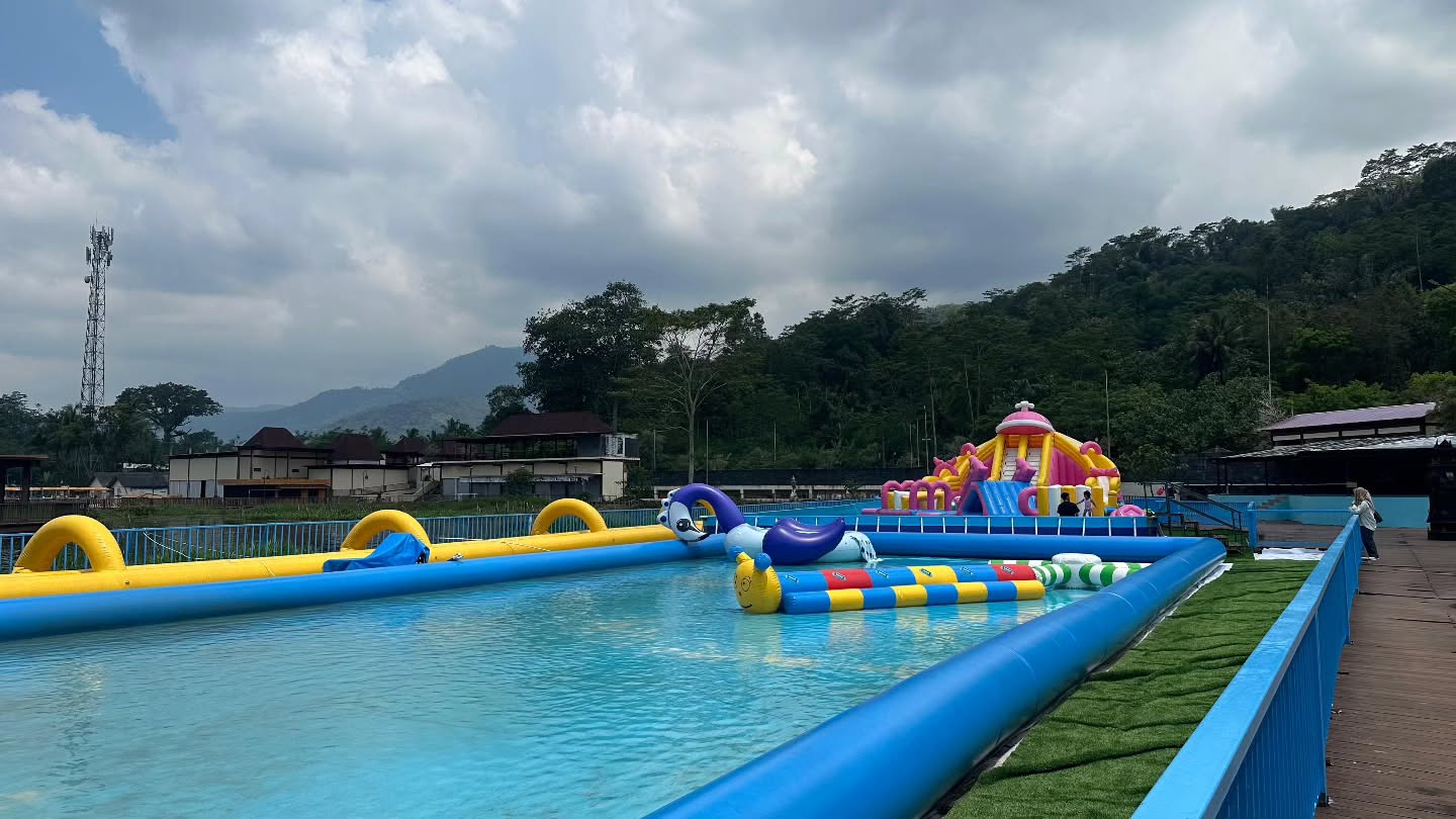 Serunya Liburan di New Bukit Cinta Banyubiru, Ada Banyak Wahana dan Resto Apung
