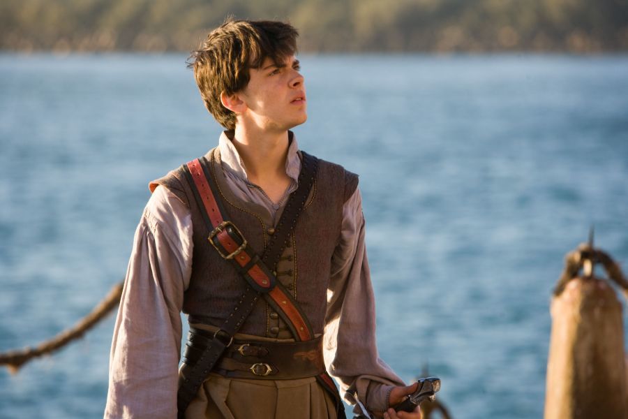 Skandar Keynes: Dari Aktor Cilik Narnia ke Pemimpin Muda Inspirasi Gen Z