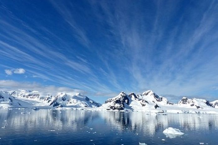 Ternyata di Bawah Es Arktik Ada Daratan Berusia Puluhan Ribu Tahun
