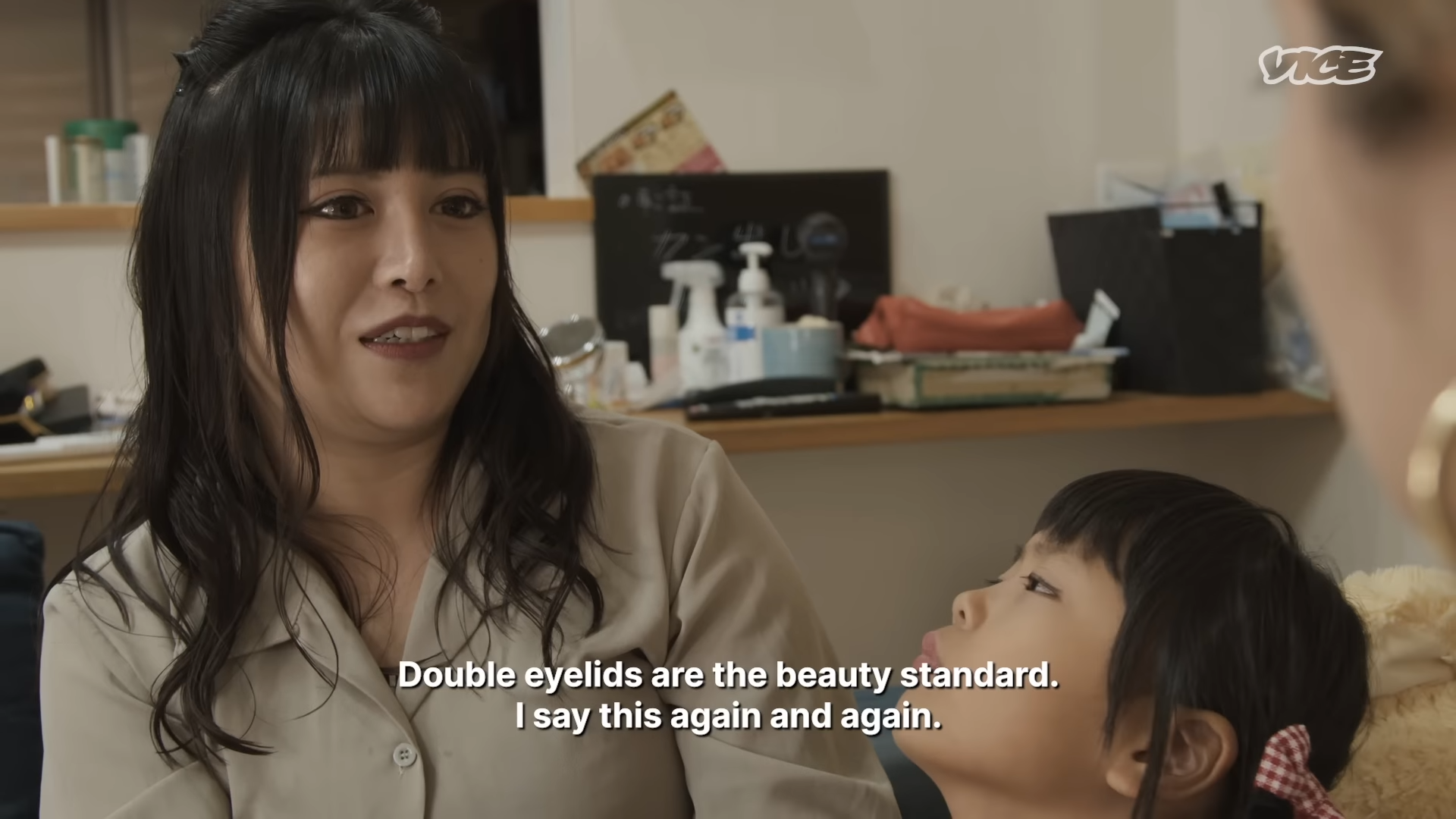 Tidak Hanya Wanita Dewasa, Gadis Berusia 9 Tahun Asal Jepang Juga Melakukan Oplas Untuk menjadi Cantik