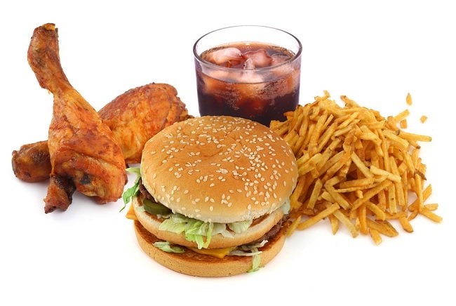 Tiga Jenis Makanan yang Wajib Dihindari Saat Diet