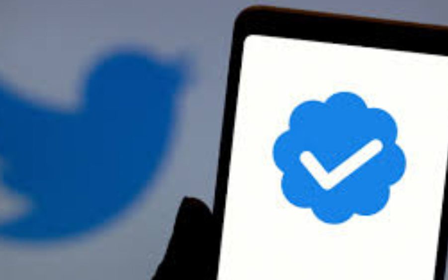 Twitter Dibanjiri Akun Impostor, Berikut Cara Membedakannya